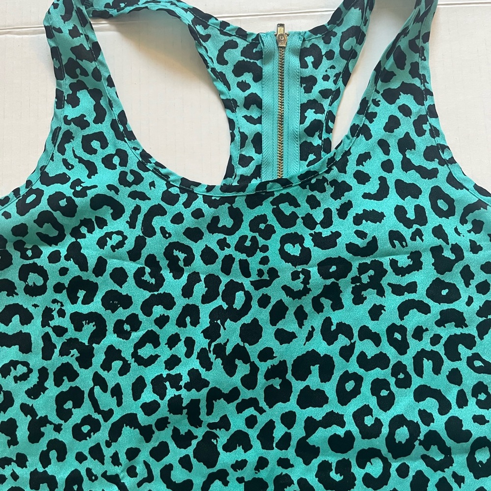Leopard Print Racerback Tank Top - Picture 5 of 8